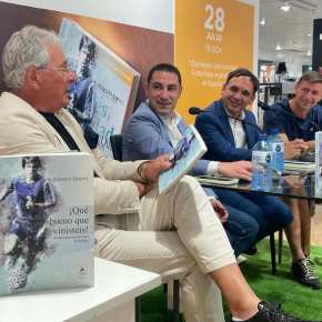 El reconocimiento a los futbolistas argentinos que han jugado en España y sus anécdotas, en el último libro del periodista Roberto Benito